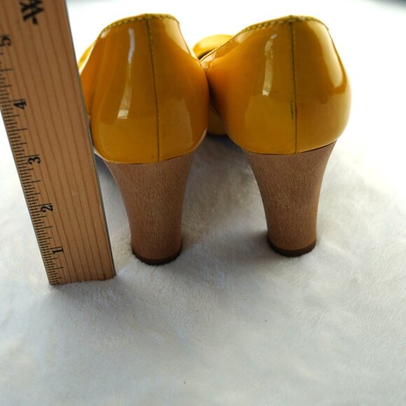 J.Crew Yellow Patent Leather Heels  Size 7  Made‎ in Italy - Picture 8 of 13